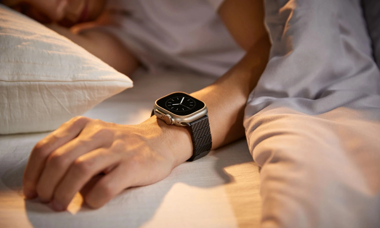 Pitaka Carbon Fiber Apple Watch Band 42/44/45/49mm aprašymas - Prekės nuotrauka