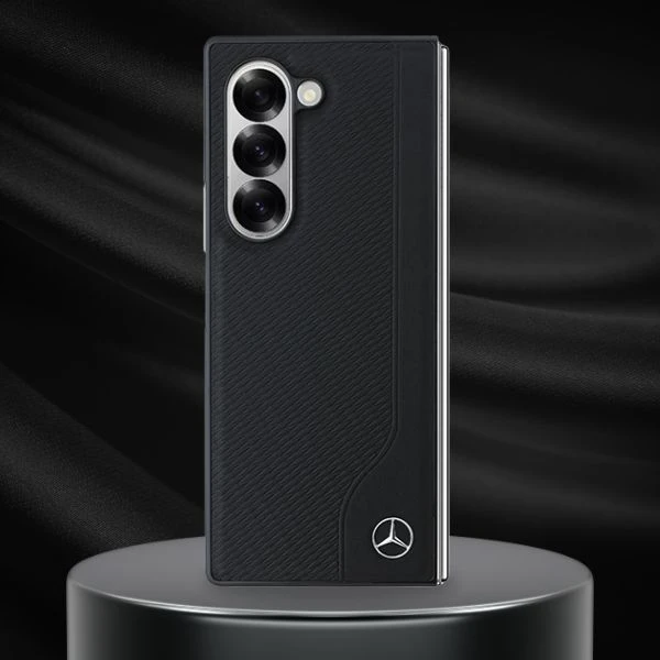 Mercedes Samsung Galaxy Z Fold6 Karl Lagerfeld Leather Wood Imitation MagSafe (MEHMZFD623RBGVK) dėklas telefonui juodos spalvos aprašymas - Prekės nuotrauka