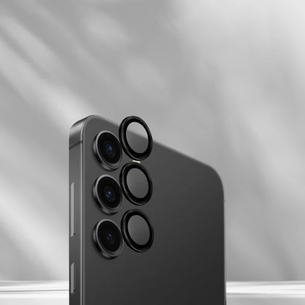 Telefono kameros apsauga UNIQ Optix Aliuminio Camera Lens skirtas Samsung Galaxy S25 juodos spalvos aprašymas - Prekės nuotrauka