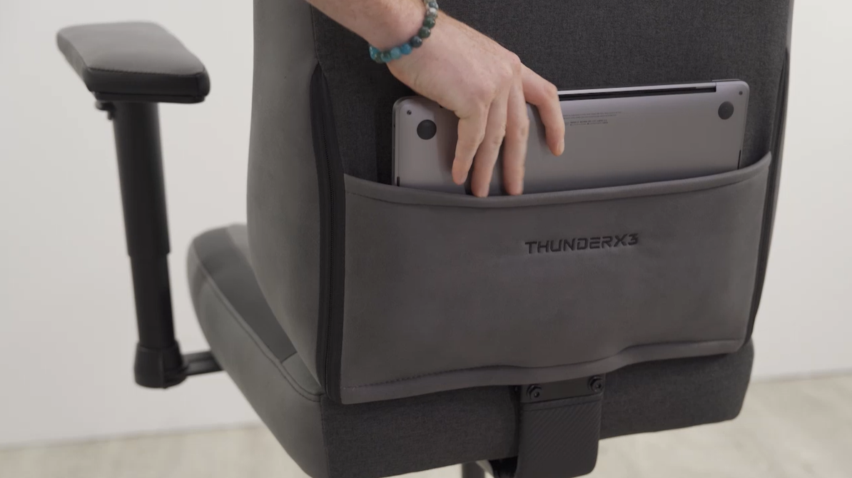 ThunderX3 EAZE Loft – žaidimų kėdė – juodos spalvos aprašymas - Prekės nuotrauka ThunderX3 EAZE Loft – žaidimų kėdė – juodos spalvos aprašymas - Prekės nuotrauka