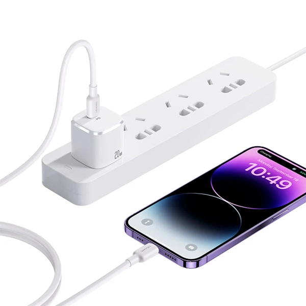USAMS Laidinis įkroviklis 1xUSB-C PD20W PD3.0 Fast Charging US-CC183 + kabelis USB-C/Lightning US-SJ610 baltos spalvos YX Series YXXLOGTC03 aprašymas - Prekės nuotrauka USAMS Laidinis įkroviklis 1xUSB-C PD20W PD3.0 Fast Charging US-CC183 + kabelis USB-C/Lightning US-SJ610 baltos spalvos YX Series YXXLOGTC03 aprašymas - Prekės nuotrauka