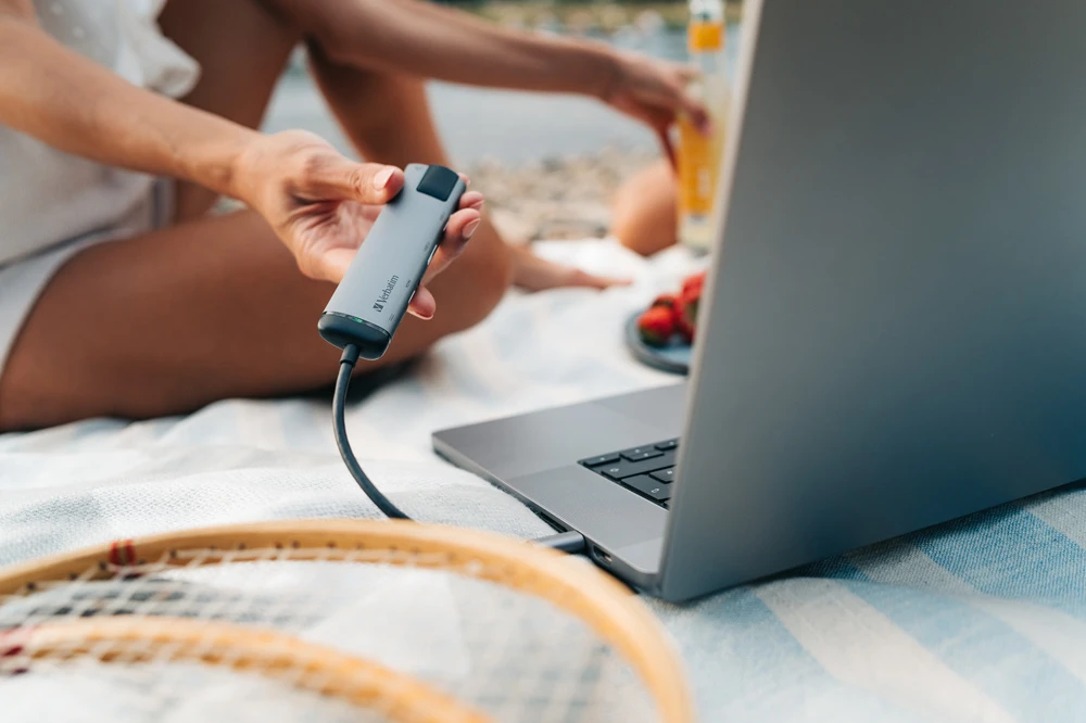 Verbatim 49141 sąsajos šakotuvas USB 3.2 Gen 1 (3.1 Gen 1) Type-C 1000 Mbit/ai Juoda, Sidabras aprašymas - Prekės nuotrauka Verbatim 49141 sąsajos šakotuvas USB 3.2 Gen 1 (3.1 Gen 1) Type-C 1000 Mbit/ai Juoda, Sidabras aprašymas - Prekės nuotrauka