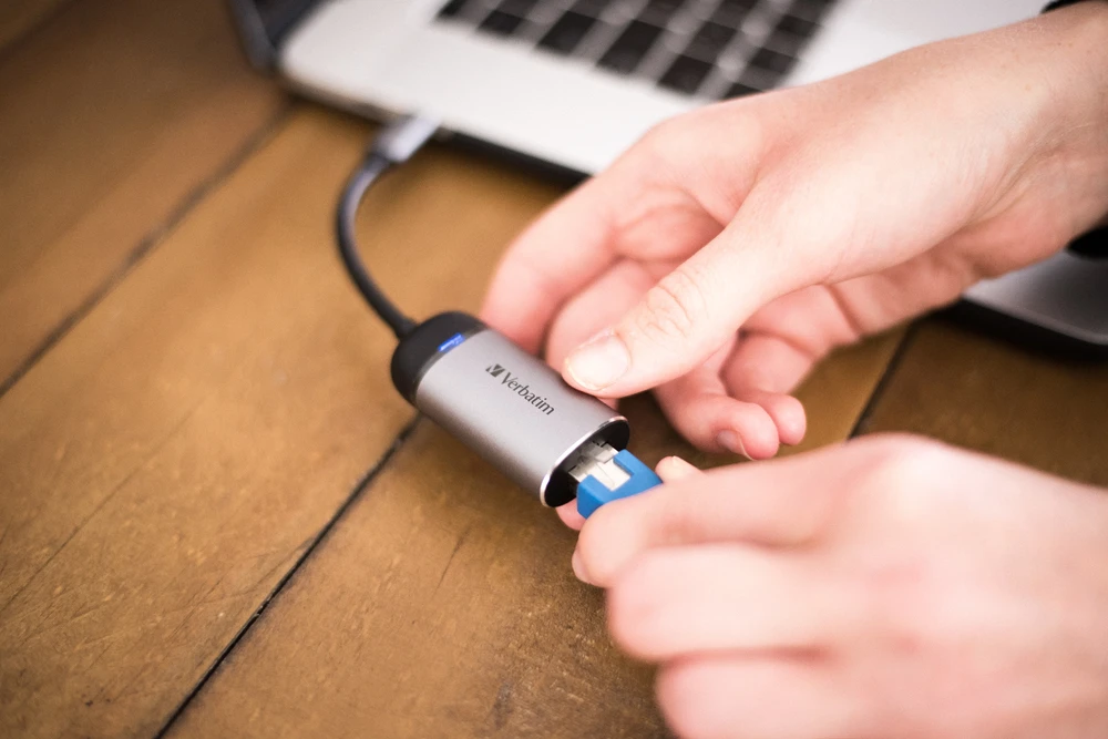 Verbatim 49146 sąsajos šakotuvas USB 3.2 Gen 1 (3.1 Gen 1) Type-C 1000 Mbit/ai Juoda, Sidabras aprašymas - Prekės nuotrauka Verbatim 49146 sąsajos šakotuvas USB 3.2 Gen 1 (3.1 Gen 1) Type-C 1000 Mbit/ai Juoda, Sidabras aprašymas - Prekės nuotrauka