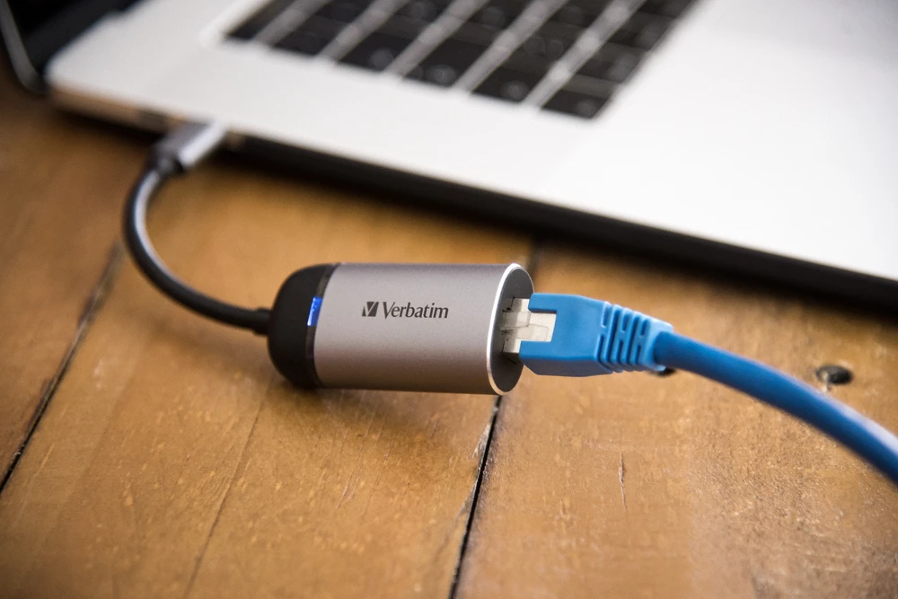 Verbatim 49146 sąsajos šakotuvas USB 3.2 Gen 1 (3.1 Gen 1) Type-C 1000 Mbit/ai Juoda, Sidabras aprašymas - Prekės nuotrauka Verbatim 49146 sąsajos šakotuvas USB 3.2 Gen 1 (3.1 Gen 1) Type-C 1000 Mbit/ai Juoda, Sidabras aprašymas - Prekės nuotrauka