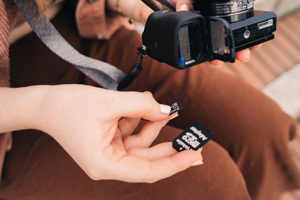 Micro SDHC atminties kortelė Verbatim 32GB, su adapteriu / V44083 aprašymas - Prekės nuotrauka