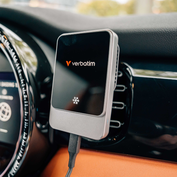 Verbatim automobilinis įkroviklis n Drive 15W RGB CND-03 juodos ir sidabro spalvos 31862 aprašymas - Prekės nuotrauka