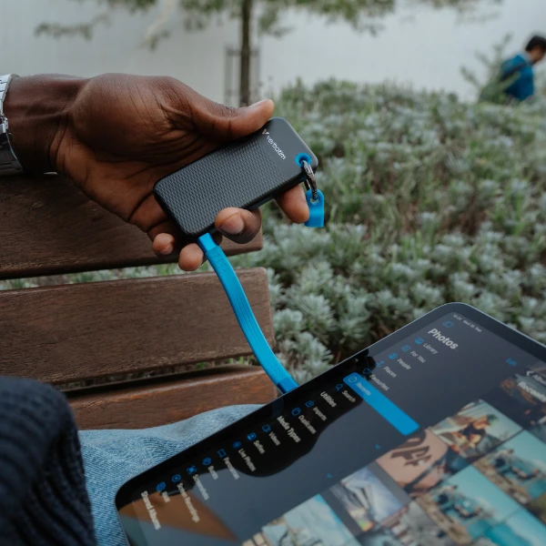 Kietasis diskas Verbatim diskas SSD 2TB - raktų pakabukas su laidu USB 3.2 gen.2 juodos ir mėlynos spalvos 32195 aprašymas - Prekės nuotrauka Kietasis diskas Verbatim diskas SSD 2TB - raktų pakabukas su laidu USB 3.2 gen.2 juodos ir mėlynos spalvos 32195 aprašymas - Prekės nuotrauka