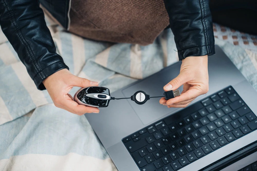 Verbatim Go Mini kompiuterinė pelė USB A tipo Optinis 1000 DPI Abiems rankoms aprašymas - Prekės nuotrauka