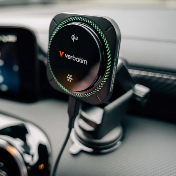 Verbatim įkroviklis automobilinis n Drive Qi2 15W RGB CND-01 juodos spalvos 31860 aprašymas - Prekės nuotrauka Verbatim įkroviklis automobilinis n Drive Qi2 15W RGB CND-01 juodos spalvos 31860 aprašymas - Prekės nuotrauka