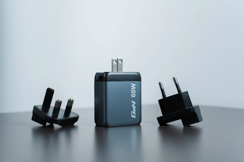 Verbatim GNC-65 GaN įkroviklis 3-Port 65W USB-A/USB-C aprašymas - Prekės nuotrauka Verbatim GNC-65 GaN įkroviklis 3-Port 65W USB-A/USB-C aprašymas - Prekės nuotrauka