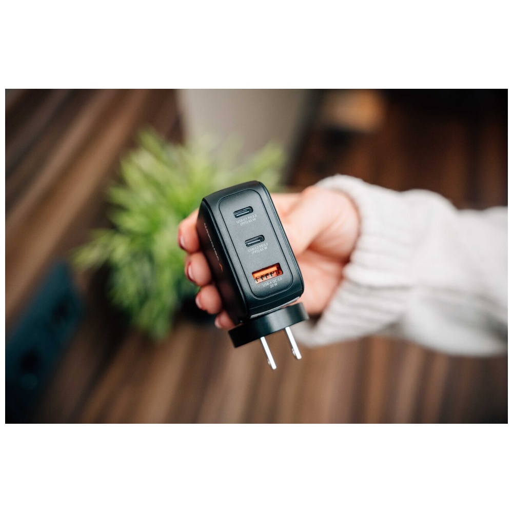 Verbatim Mini GaN mains charger 65W 2xUSB-C PD/1x USB-A QC EU/UK/USA adapter juodos spalvos 30238 aprašymas - Prekės nuotrauka Verbatim Mini GaN mains charger 65W 2xUSB-C PD/1x USB-A QC EU/UK/USA adapter juodos spalvos 30238 aprašymas - Prekės nuotrauka