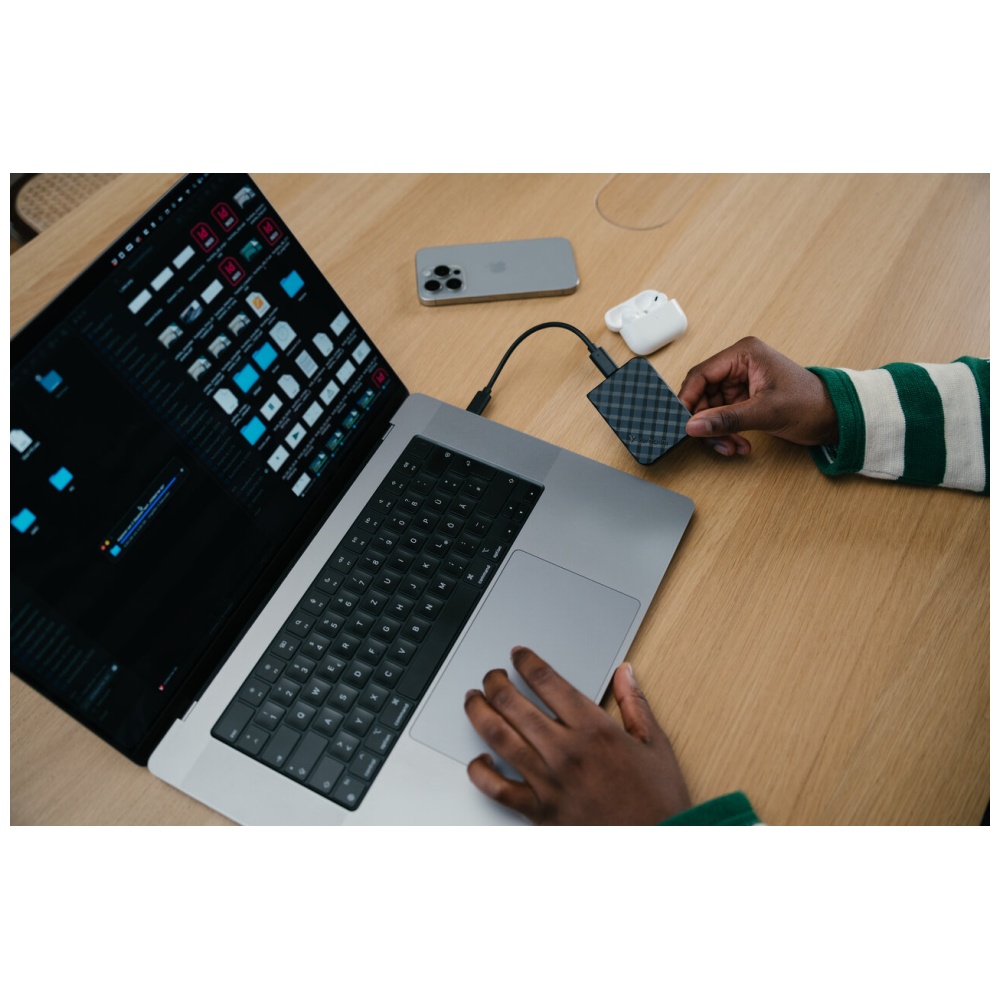 Kietasis diskas Verbatim Store n Go Mini Diamond USB-C SSD external drive 512GB juodos spalvos 32024 aprašymas - Prekės nuotrauka