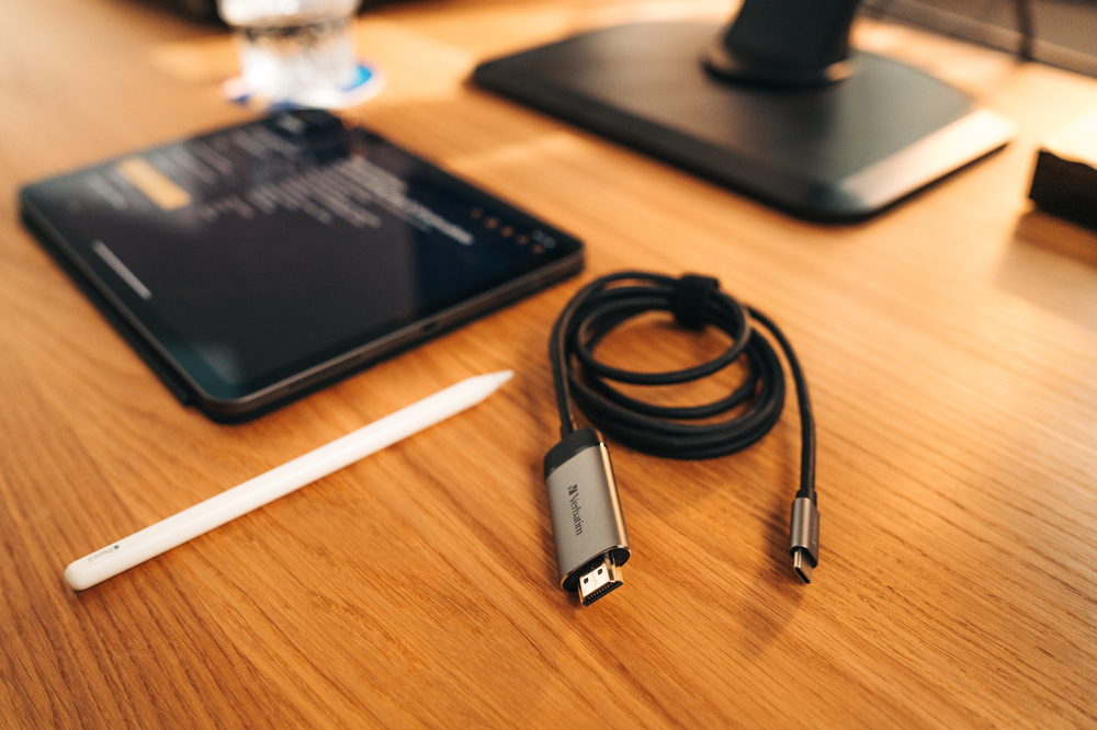 Verbatim 49144 vaizdo kabelio adapteris 1,5 m C tipo USB HDMI Juoda, Sidabras aprašymas - Prekės nuotrauka