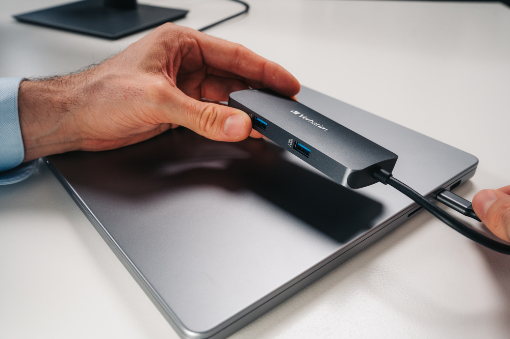 Verbatim USB-C į HDMI/USB-C/Ethernet/2xUSB-A 3.0 adapteris, pilkos spalvos, 32150 aprašymas - Prekės nuotrauka