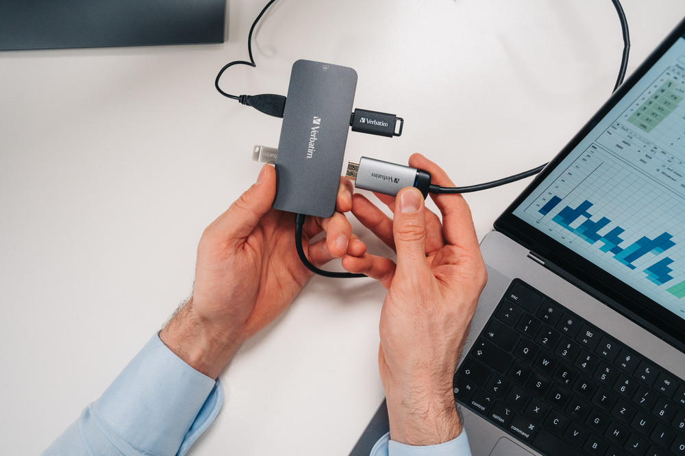 Verbatim USB-C į HDMI/USB-C/Ethernet/2xUSB-A 3.0 adapteris, pilkos spalvos, 32150 aprašymas - Prekės nuotrauka