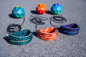 Waboba Gradient Bounceback Throwing Ball (Product available in several colors – colors shipped at ra aprašymas - Prekės nuotrauka