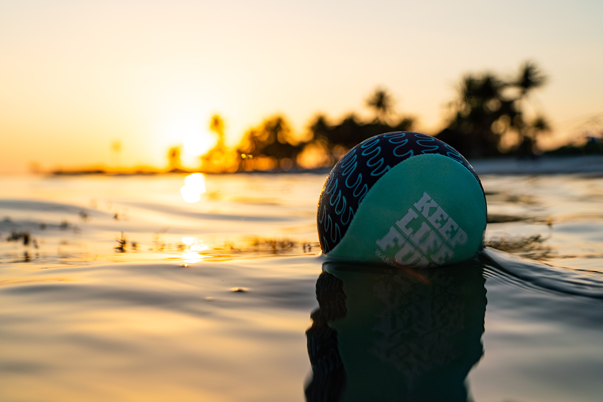 Waboba Seabreeze Ball (Product available in several colors – colors shipped at random) aprašymas - Prekės nuotrauka