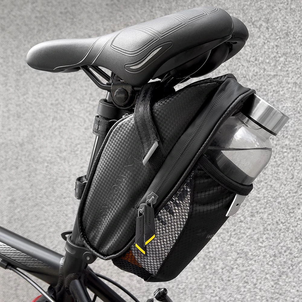 Wozinsky bike saddle bag 1.5 l juodos spalvos (WBB20BK) aprašymas - Prekės nuotrauka Wozinsky bike saddle bag 1.5 l juodos spalvos (WBB20BK) aprašymas - Prekės nuotrauka
