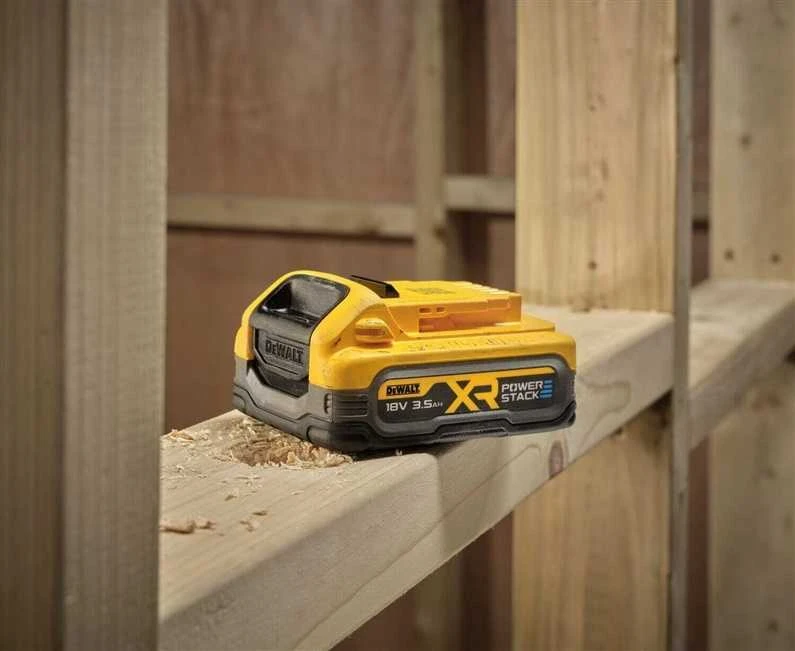 DEWALT AKUMULIATORIUS 18V 3,5Ah POWERSTACK DCBP318