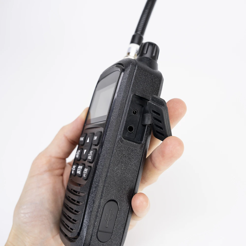 Dėžutė 10 vnt. PNI Escort HP 92 daugiastandartinė nešiojama CB radijo stotelė, 4W, AM-FM, NRC, Dual Watch, Roger Beep, reguliuojamas ASQ SQ, VOX, 12V-24V