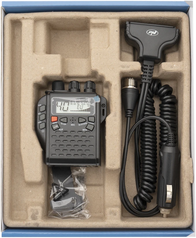 Dėžutė su 10 vienetų nešiojamų CB radijo stotelių PNI Escort HP 62, daugiastandartė, 4W, 12V, AM-FM, 5 lygių reguliuojamas ASQ, 9 lygių RF Gain, Dual Watch, Scan, Lock
