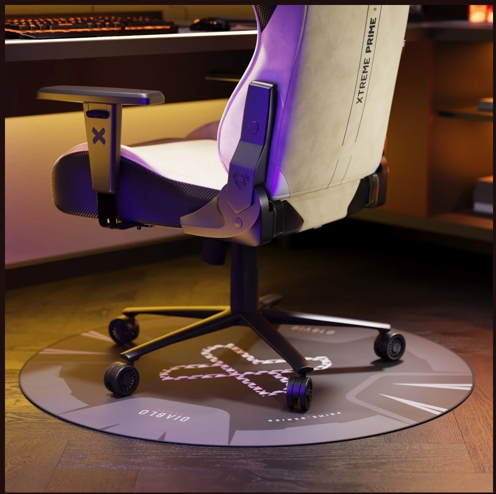 Diablo Chairs neslystantis žaidimų kėdės kilimėlis, juodos ir baltos spalvos