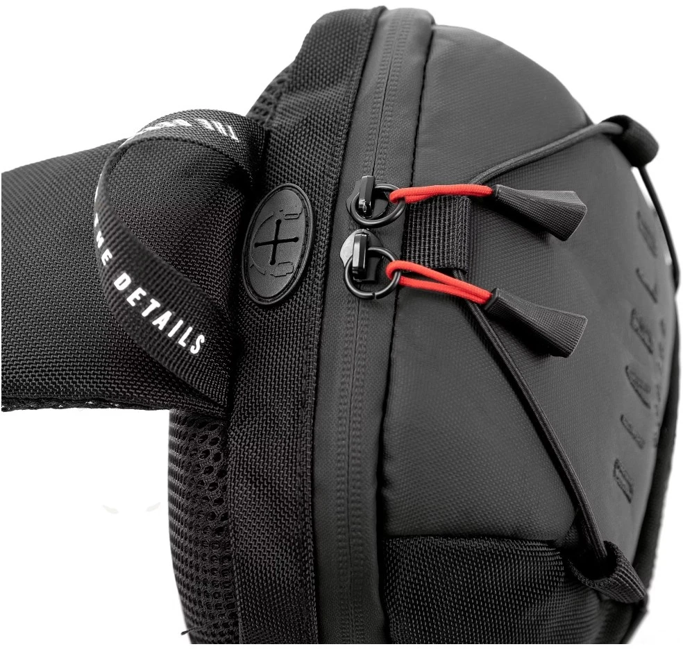 Diablo Chairs Sling Bag kuprinė juodos spalvos