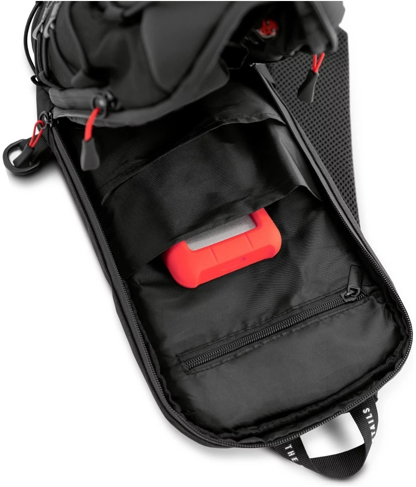 Diablo Chairs Sling Bag kuprinė juodos spalvos