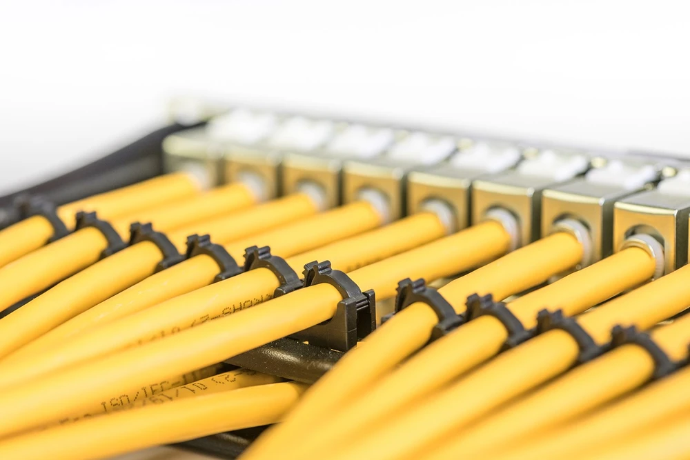 Digitus DK-1743-A-VH-1 tinklo kabelis Geltona 100 m Cat7a S/FTP (S-STP)
