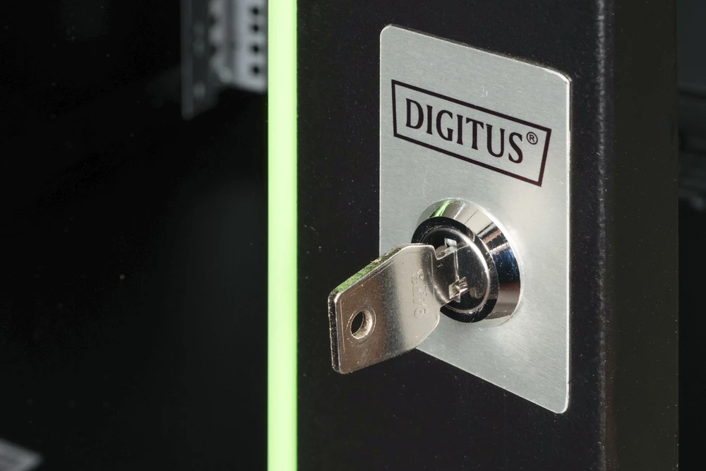„Digitus“ | Unikalios serijos prie sienos tvirtinama spintelė | DN-19 12U-6/6-SW | 60 x 60 cm | Juodas