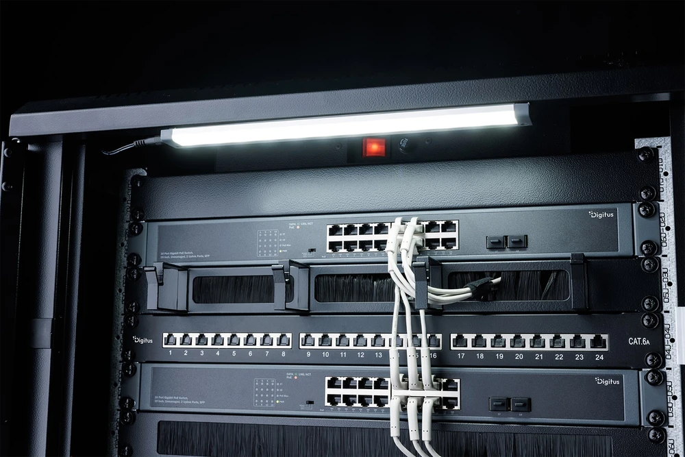 DIGITUS Schrankbeleuchtung 6500K LED 223lm magnetisch