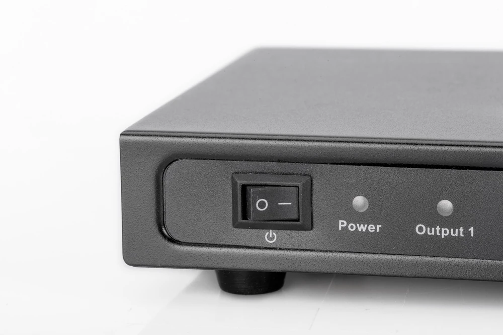 Assmann Electronic DIGITUS HDMI skirstytuvas 8 prievadų 1080p 3D HDMI High Speed 2,25 Ghz/225 MHz metalinis korpusas juodas
