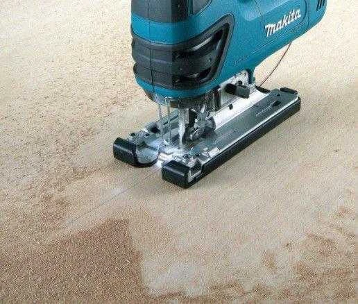 Siaurapjūklis Makita 4350FCTJ, 720 W, 135 mm