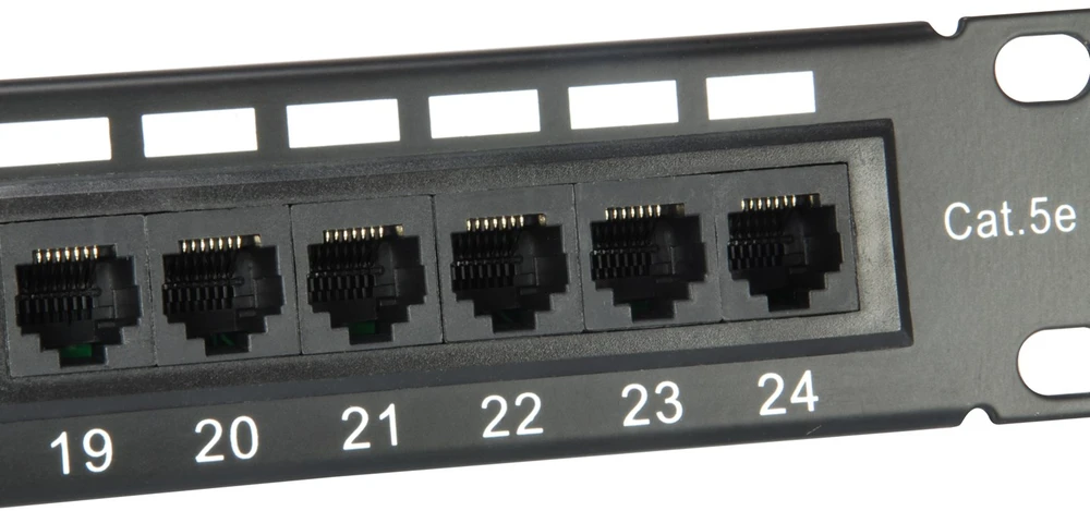 Equip 235325 komutacinė panelė 1U