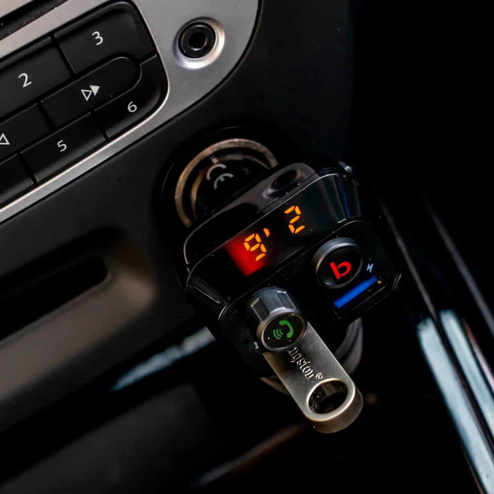 FM moduliatorius PNI Valentine F250 Bluetooth 5.0, MP3 grotuvas, FM siųstuvas, micro SD lizdas, dviguba USB jungtis, greitas mobiliojo įrenginio įkrovimas, „super bass“ mygtukas
