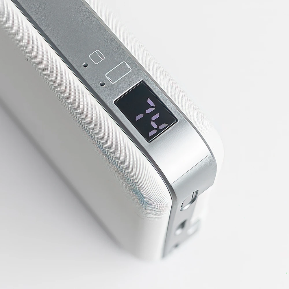 Forever belaidė išorinė baterija MATB-300 10000 mAh magnetinė 3in1 balta