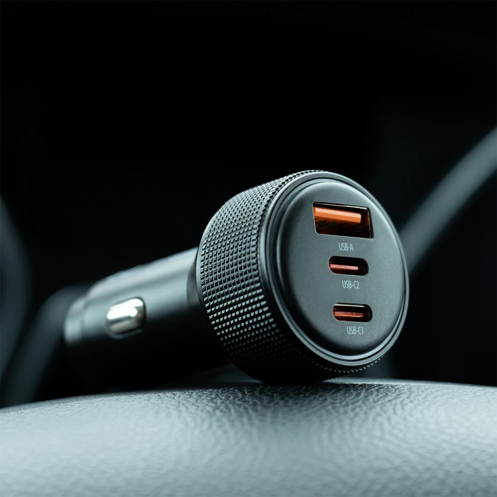 Forever CC-07-66ACC PD QC automobilinis įkroviklis 1x USB-A 2x USB-C 66W juodas