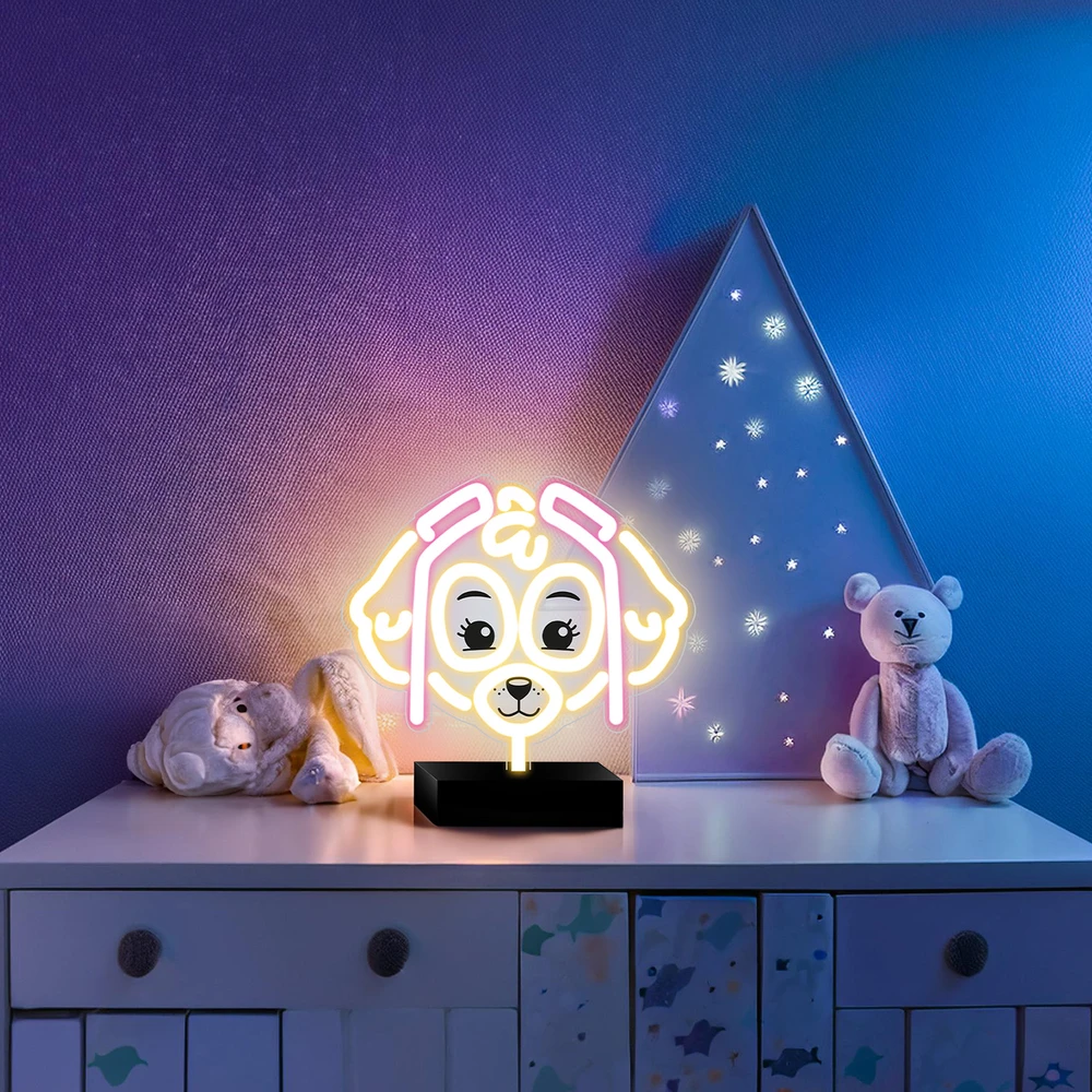 Spin Master Psi Patrol Neoninė LED lemputė su stovu Paw Patrol – Skye OW-120546