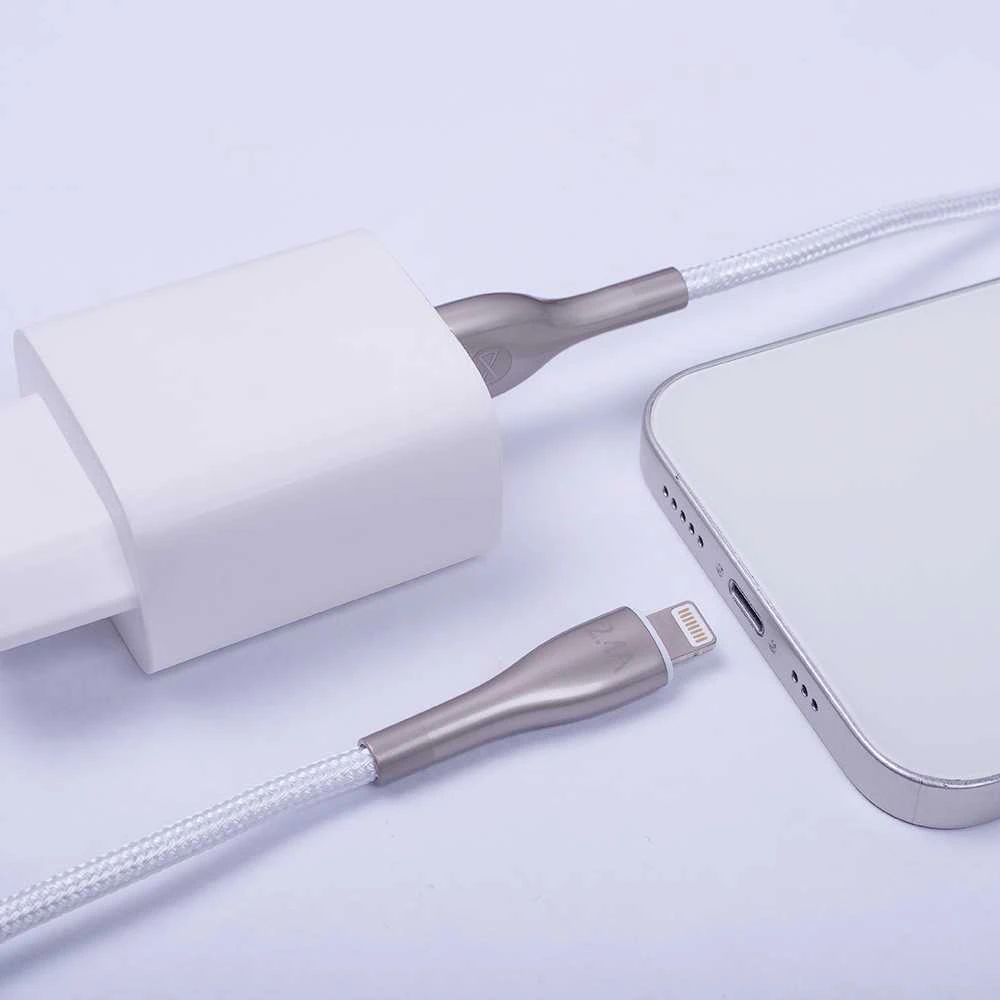 „Forever Sleek“ laidas USB – „Lightning“ 1,0 m 2.4A baltas