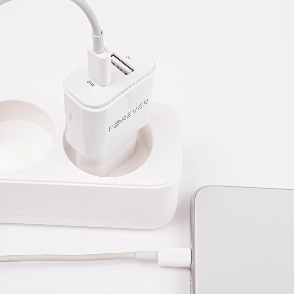 Forever TC-01-20AC PD QC įkroviklis 1x USB-C 1x USB 20W baltas