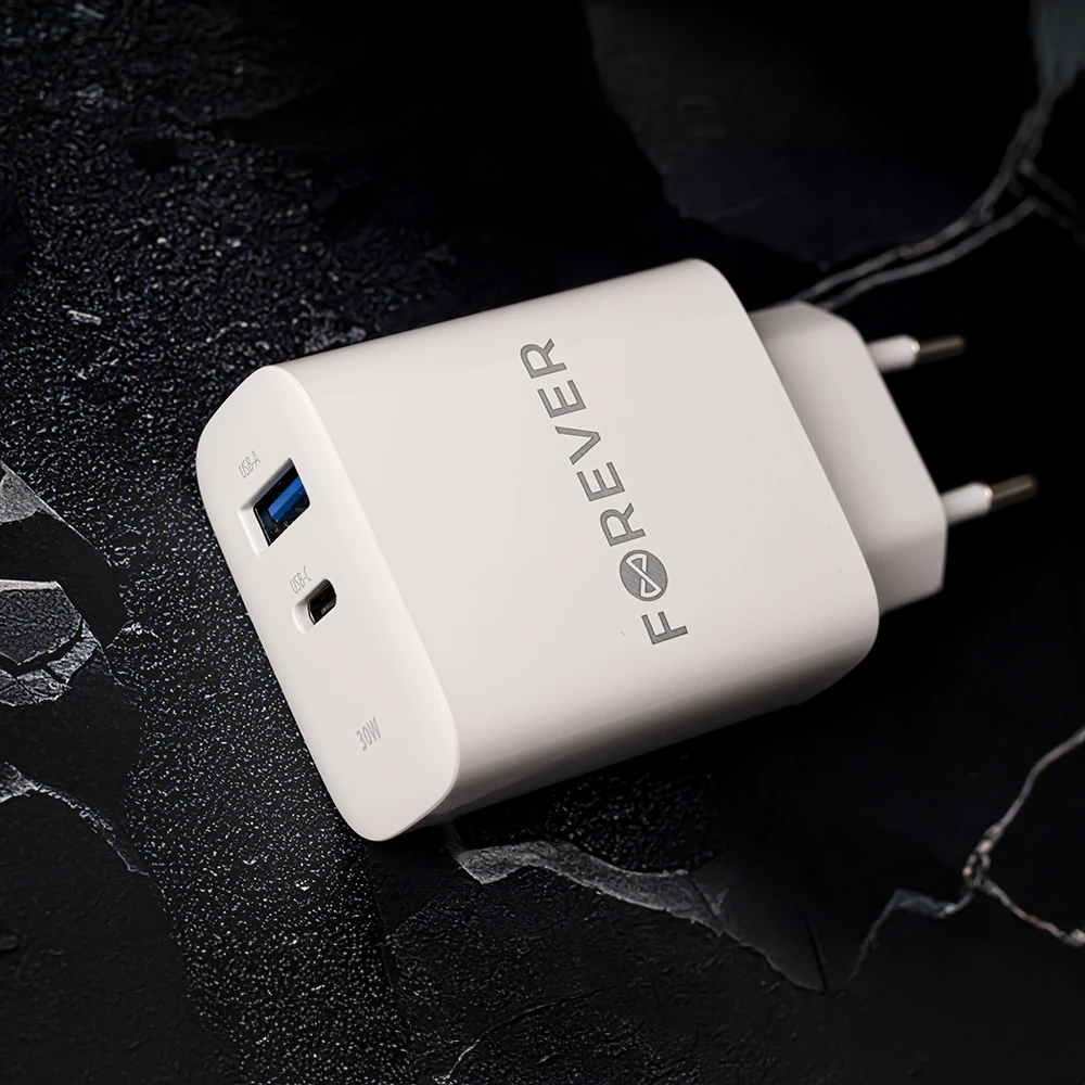 Forever TC-07-30AC PD QC įkroviklis 1x USB-C 1x USB 30W baltas + USB-C – USB-C laidas 60W