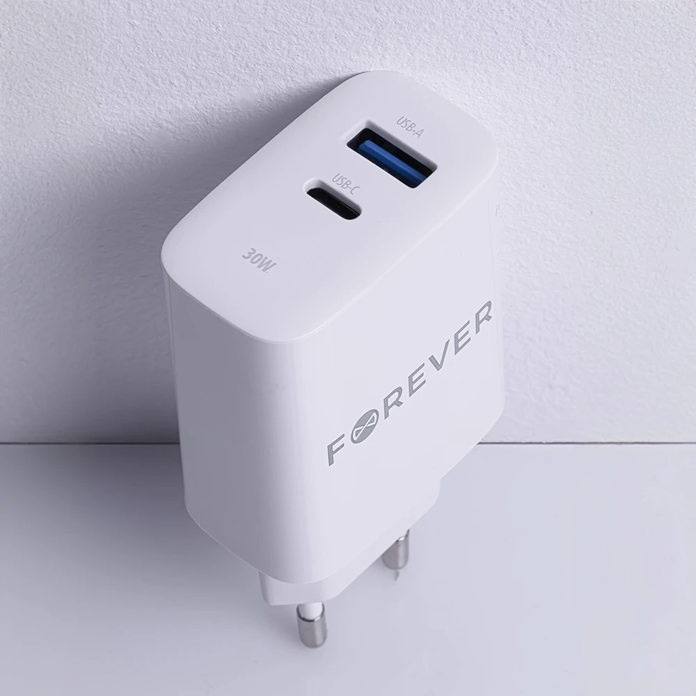 Forever TC-07-30AC PD QC įkroviklis 1x USB-C 1x USB 30W baltas + USB-C – USB-C laidas 60W