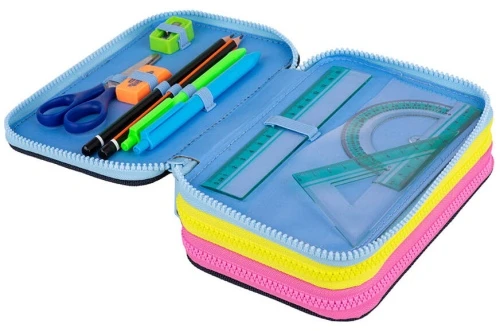 Forminis trijų skyrių penalas su priedais CoolPack Jumper 3 IN THE GARDEN