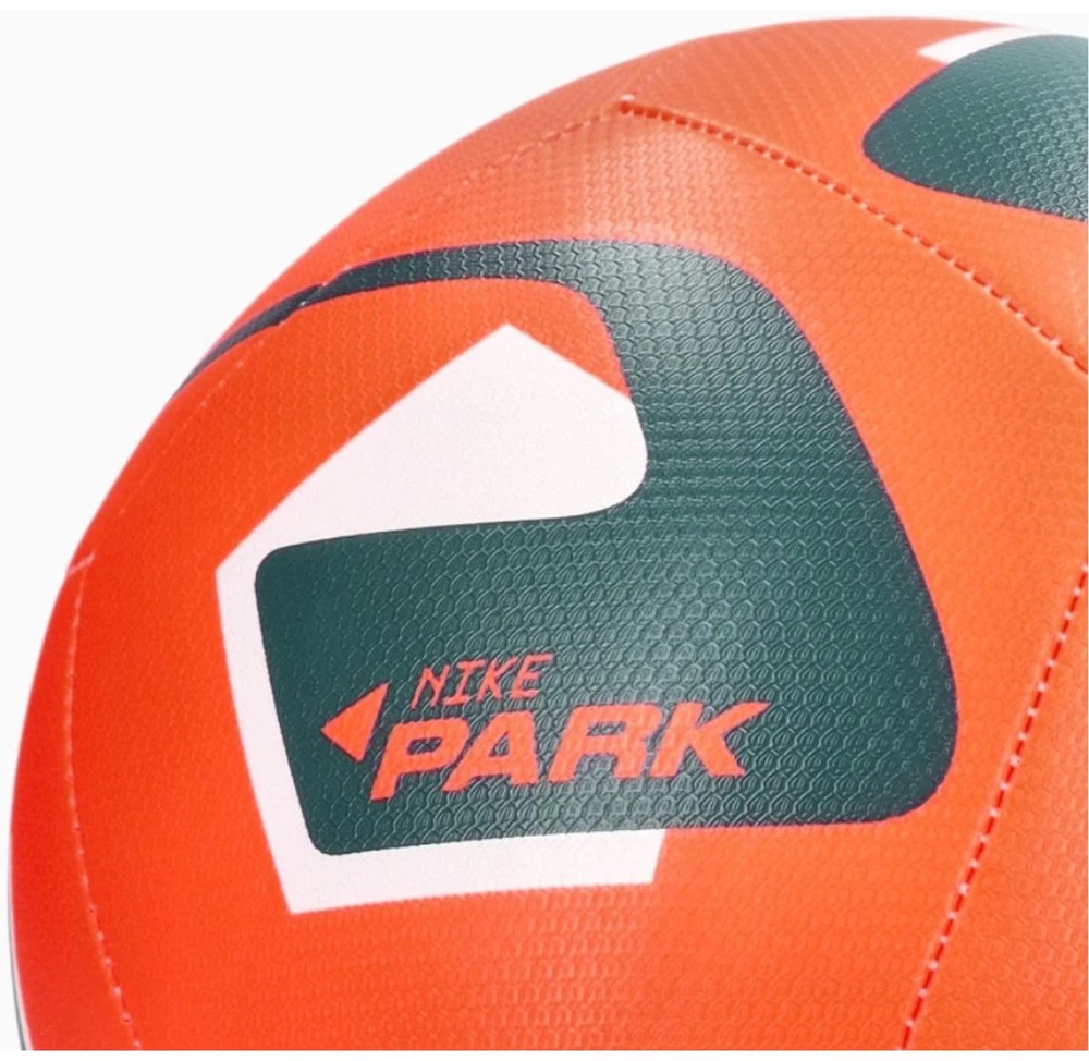 Nike futbolo kamuolys Park Team 2.0