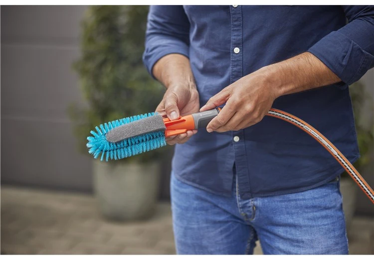 Gardena "Cleansystem" dviračio plovimo rinkinys su dviračio šepečiu, žarna ir plovimo šampūno lazdelėmis