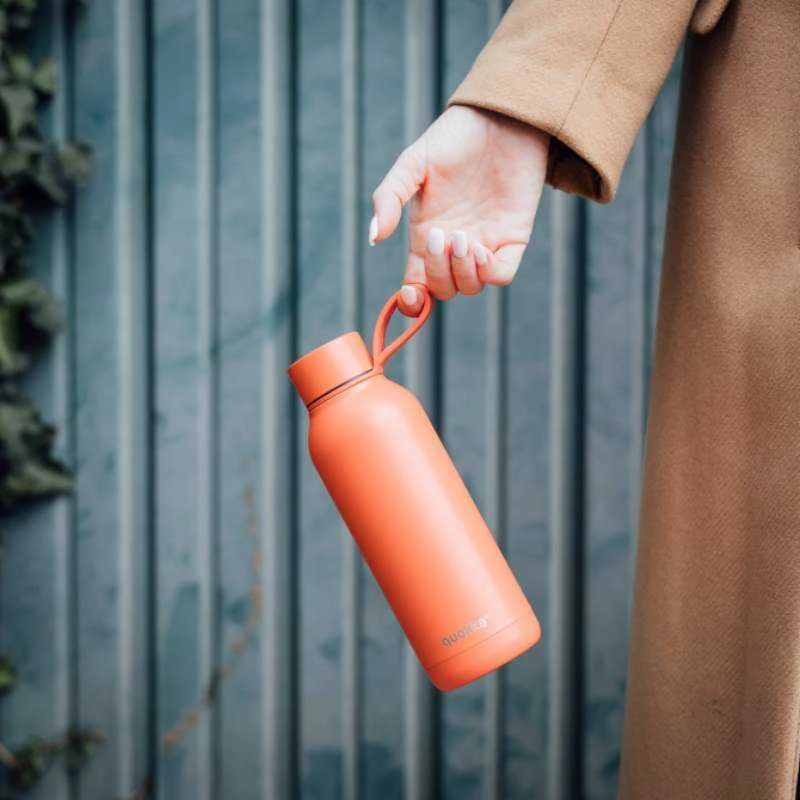 „Quokka Solid“ su dirželiu - nerūdijančio plieno termosas 510 ml su dirželiu (oranžinis)