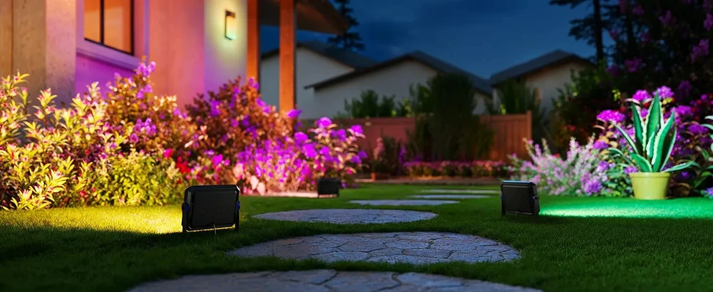 „Govee H8057“ lauko prožektoriai 2 | LED prožektoriai | „Wi-Fi“ + „Bluetooth“, RGBWW, IP66