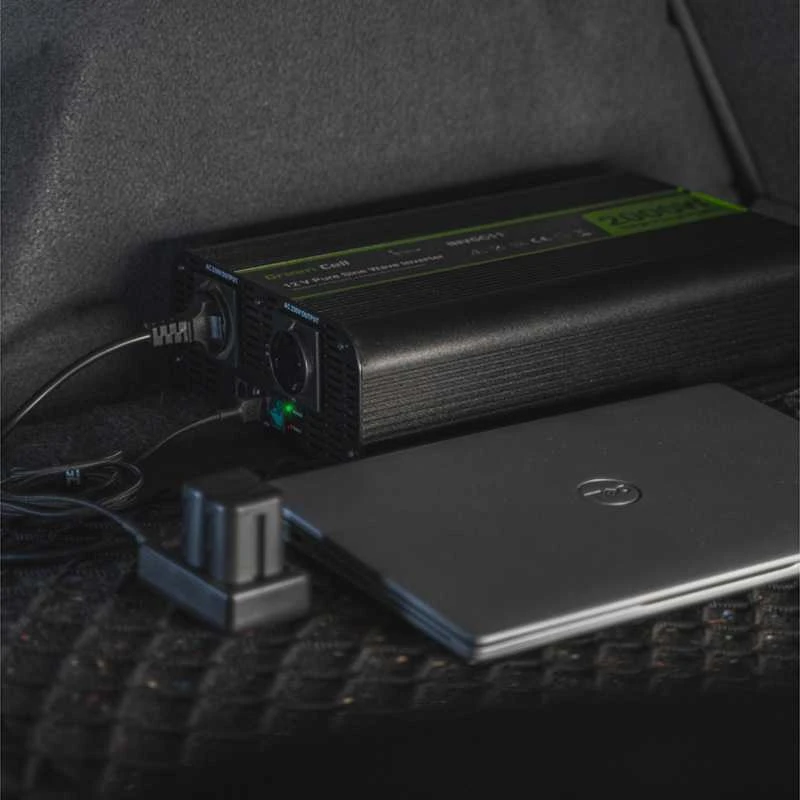 Green Cell Žalias Cell Žalias Cell PRO automobilio maitinimo inverteris 12V į 230V 2000W/4000W modifikuota sinusinė banga