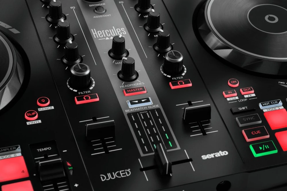 Hercules | DJControl Inpulse 300 MK2 | Garsiakalbiai | USB jungtis