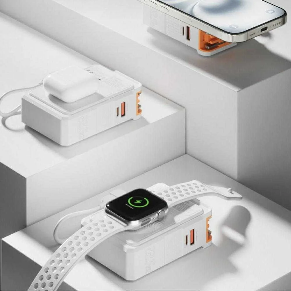 Hibridinis įkroviklis „4smarts 6-in-1 USB-C/USB-A PD 22,5 W“ su 10 000 mAh išorine baterija, „Qi“ belaidžiu įkrovimu,